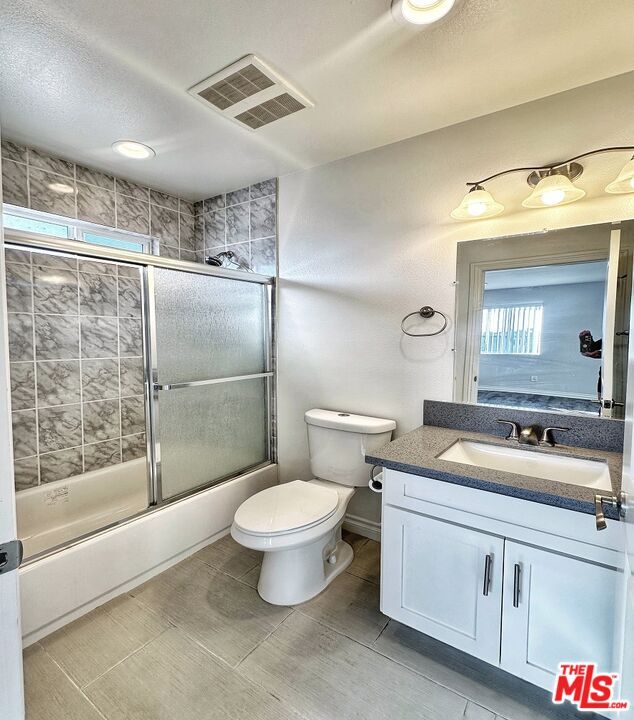 Foto del edificio - 4829 W 17th St