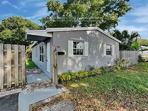 Building Photo - 1410 N 70th Terrace