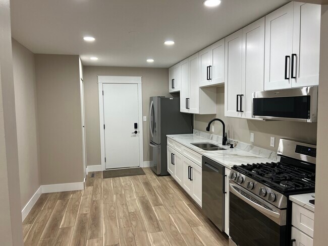 Foto del edificio - 109 Ravinia Dr