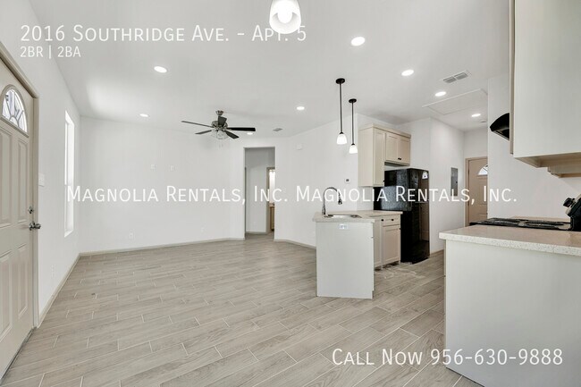 Foto del edificio - 1st Month Free with 13 Month Lease-New Con...