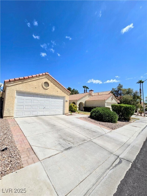 Foto del edificio - 9104 Quiet Cove Way
