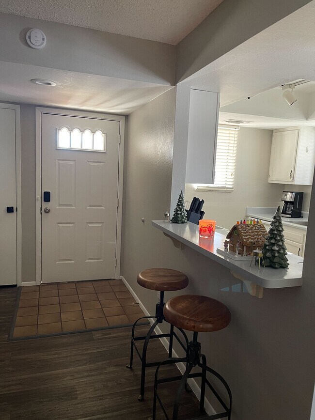 Foto del edificio - 850 S River Dr