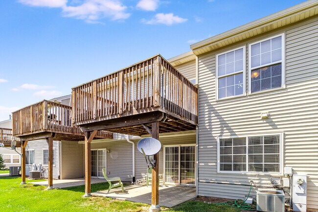 Building Photo - 1337 Harvest Dr