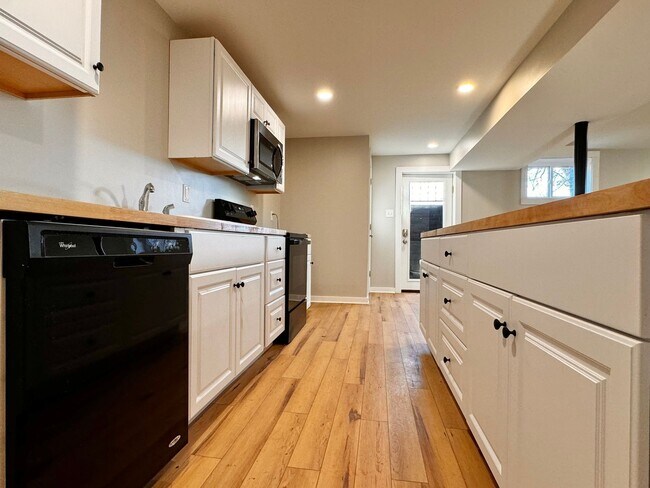 Foto del edificio - 3901 Thomas Dairy Ln