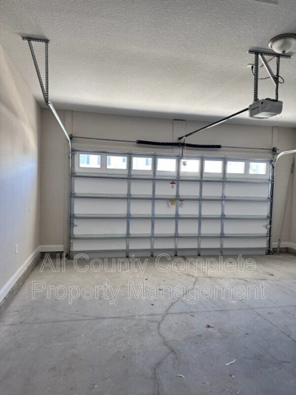 Building Photo - 643 Rum Runner Wy