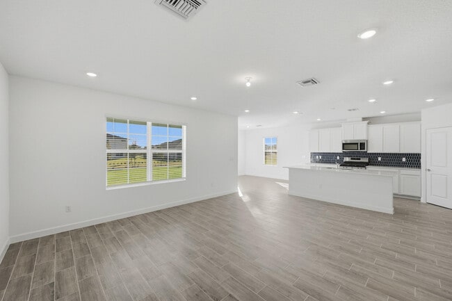 Building Photo - 19568 Whispering Crk Rd