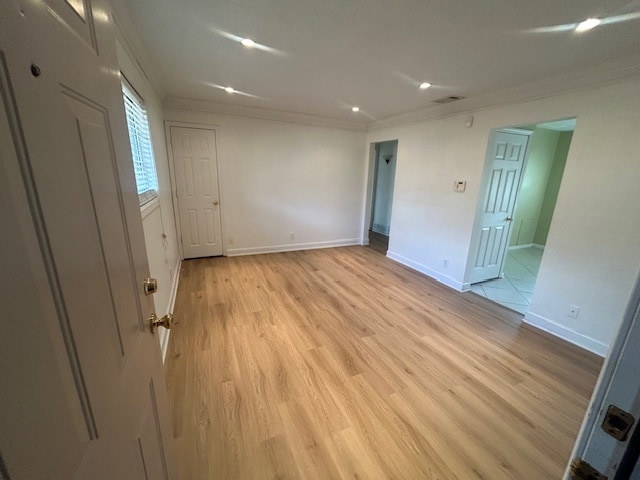 Building Photo - 315 Hilderbrand Dr