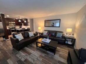 Building Photo - 165 Old Mammoth Rd