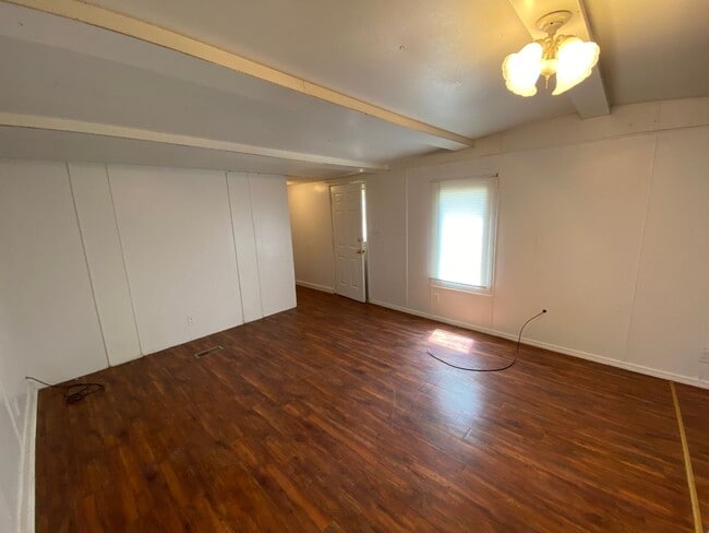 Foto del edificio - 3 Bed, 2 Bath Mobile Home