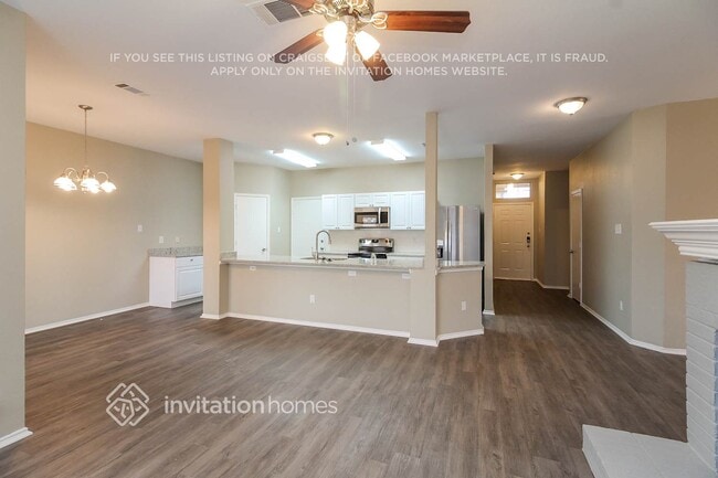Building Photo - 6717 Flamewood Dr