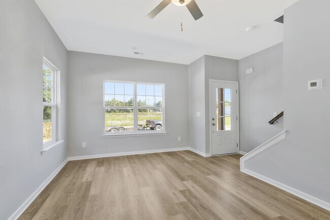Building Photo - 3 BR 2.5 New Construction Townhome Availab...