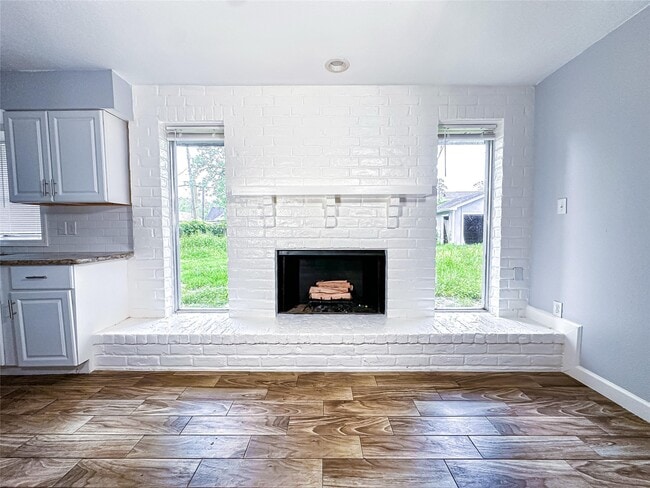 Building Photo - 122 Wood Manor Ln