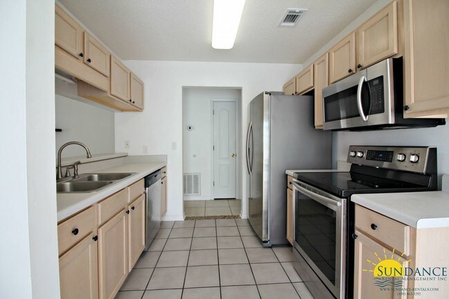 Building Photo - Adorable 3 Bedroom Home in Fort Walton Beach