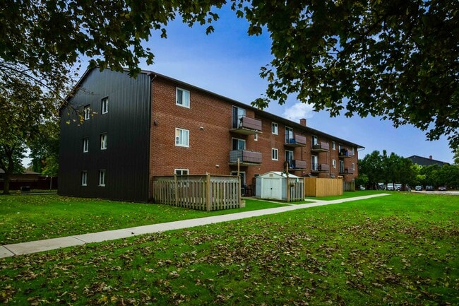 Building Photo - Cartier Road Apartments