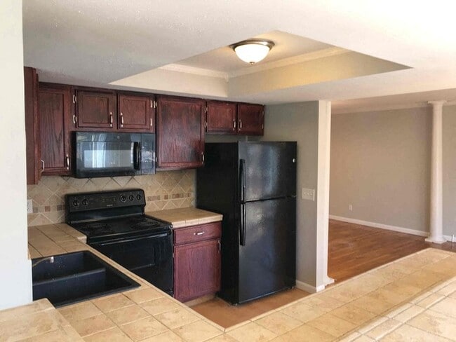 Building Photo - 12423 Partridge Run Dr