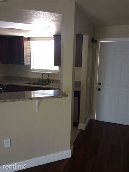 Building Photo - 9919 Aquarius Dr