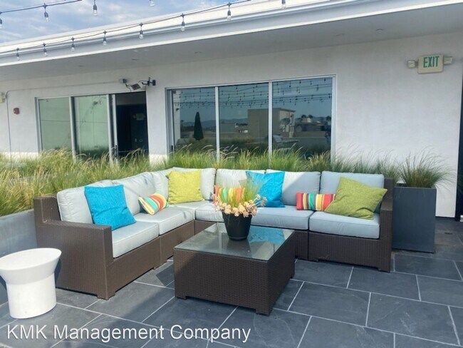 Building Photo - 2 br, 2 bath Apartment - 11811 Culver Blvd...