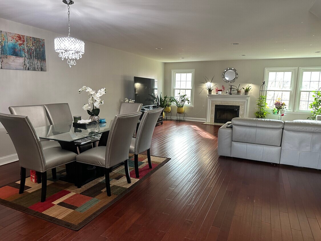 Foto principal - 4506 Stonehedge Rd