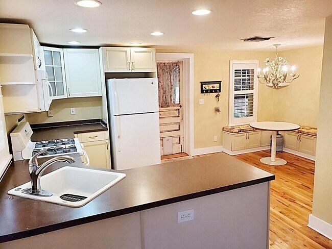 Building Photo - 128 N LStreet 1 Lake Worth Fl 33460