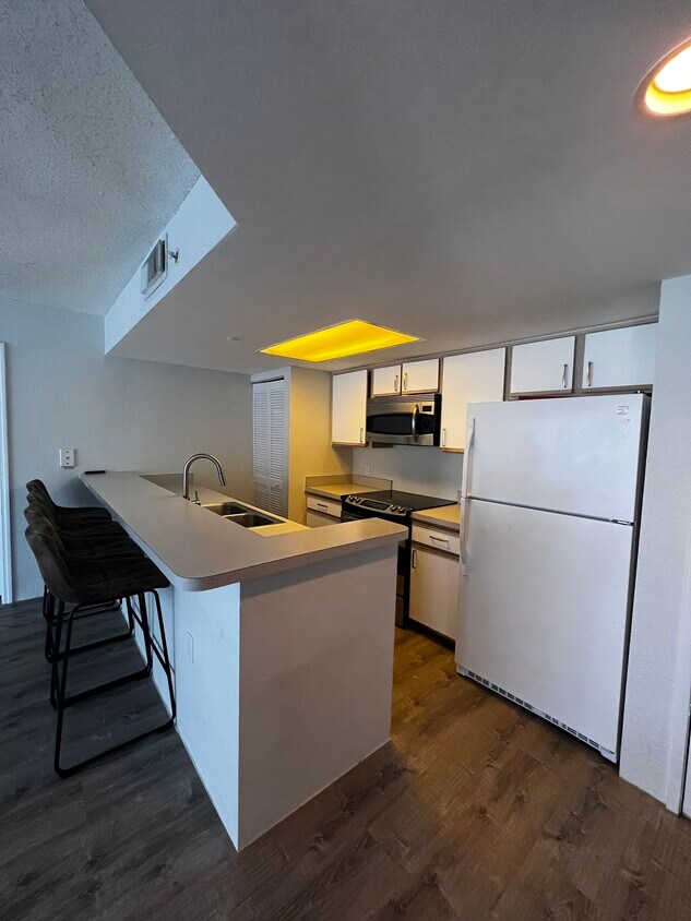 3635 Seaside Dr Unit 307, Key West, FL 33040 Condo for Rent in Key