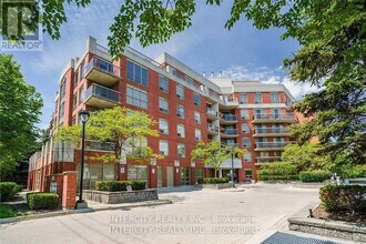 Building Photo - 800 Sheppard Ave W
