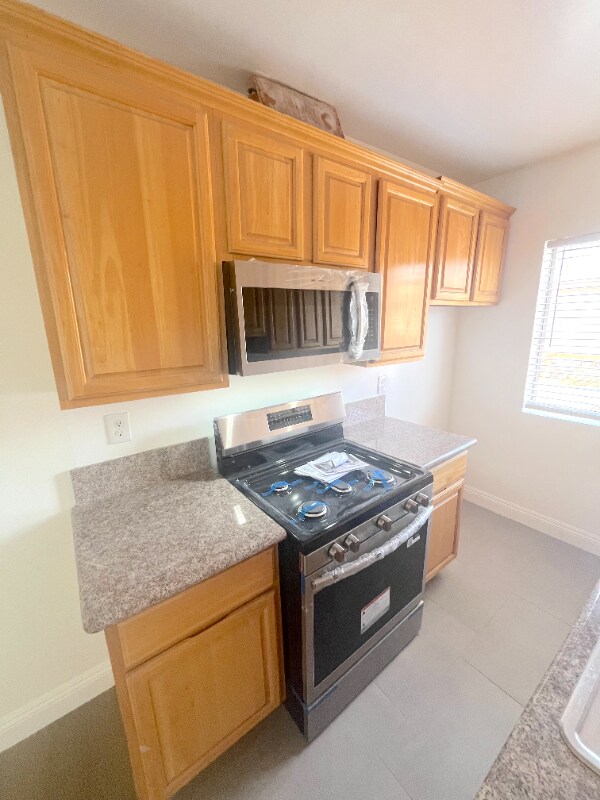 Foto del edificio - 10753 Palms Blvd