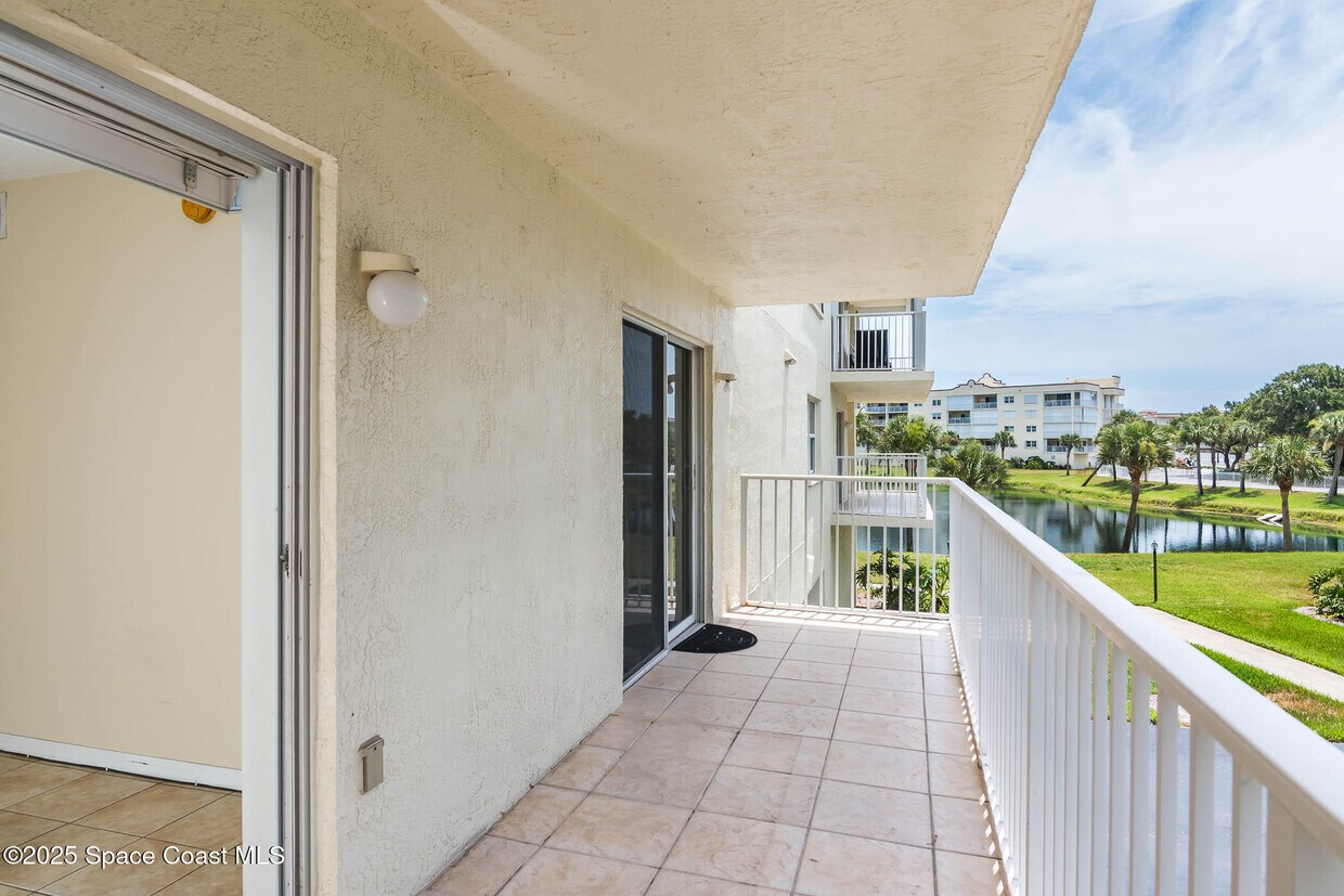 8921 Lake Dr Unit 206, Cape Canaveral, FL 32920 - Condo for Rent in Cape  Canaveral, FL | Apartments.com
