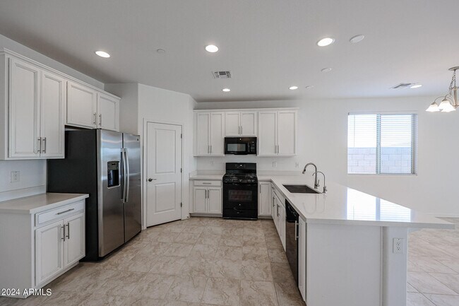 Foto del edificio - 28440 N 132nd Dr