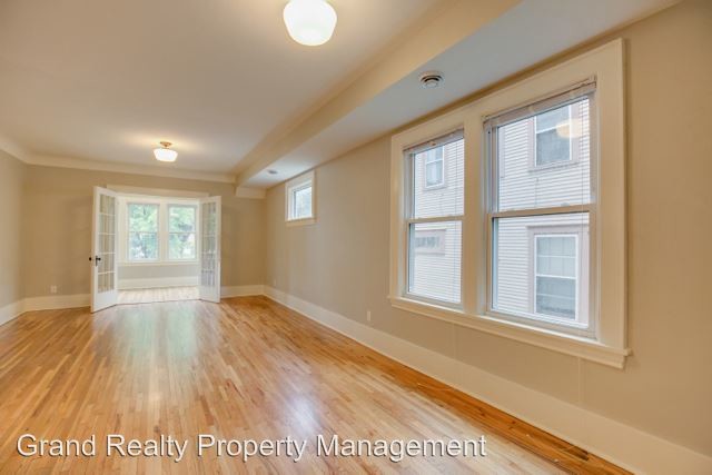 Foto del edificio - 1626 Carroll Ave