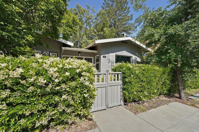 Building Photo - 78 Sir Francis Drake Blvd