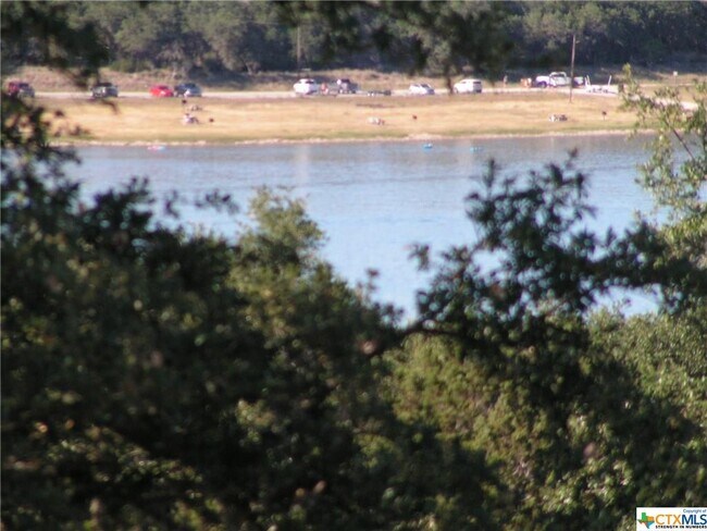 1800 Charter Oak Dr Canyon Lake TX 78133 House For Rent In Canyon 