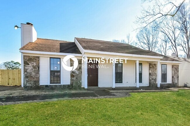 Foto del edificio - 3 Bedroom Pet-Friendly Home in Millington, TN with Main Street Renewal