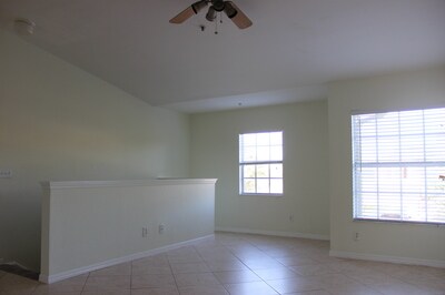 Foto del edificio - 14880 Pleasant Bay Ln