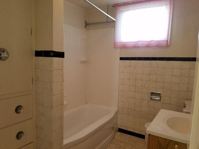 Foto del edificio - 2 bedroom in Billings MT 59101
