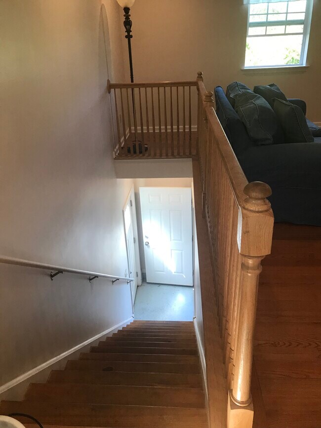 Foto del edificio - 2302 Porter Rd