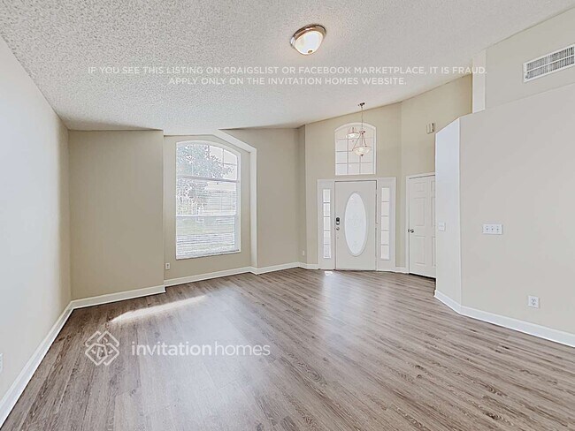 Foto del edificio - 12870 Maribou Cir