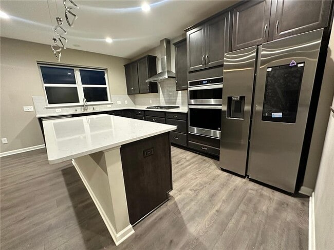 Foto del edificio - 9876 Ambrose Rd