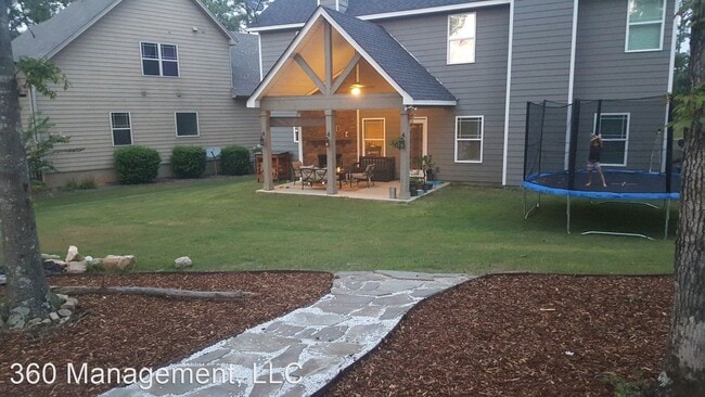 Building Photo - 4 br, 2.5 bath House - 436 Frontier Cir