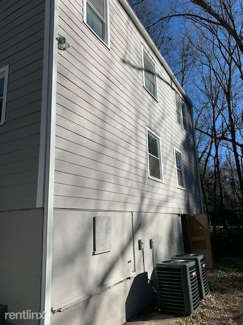 Foto del edificio - 4 br, 3 bath House - 1112 Merrill Ave SW