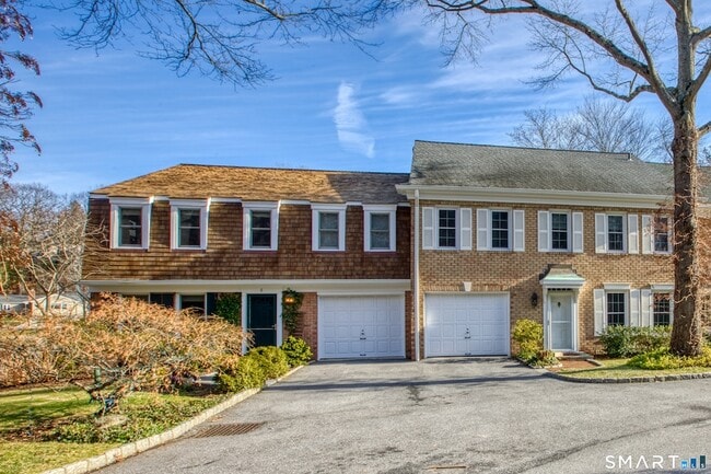 Building Photo - 9 Georgetowne N