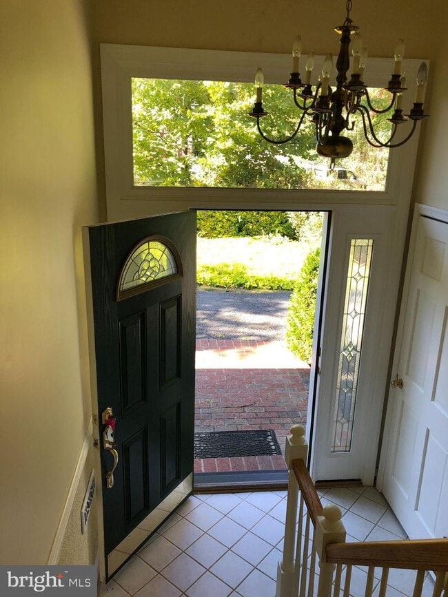 2590 Rambling Rd, Vienna, VA 22181 House Rental in Vienna, VA