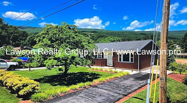 Foto del edificio - Very Nice Updated Ranch in Salem (Glenvar ...