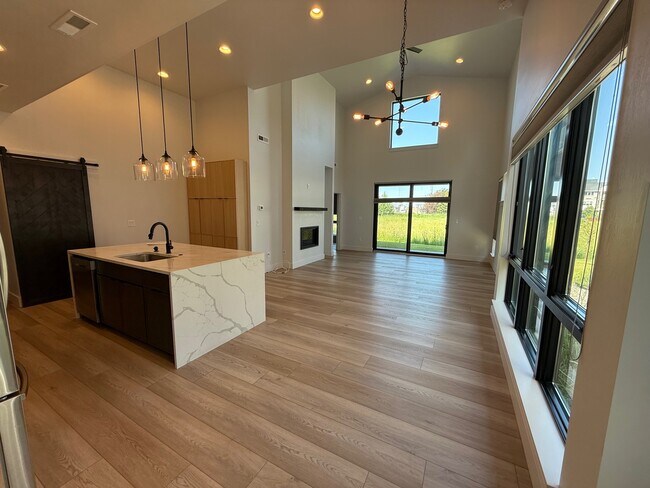 Foto del edificio - 1401 Windrow Dr
