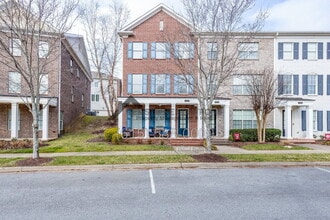 Building Photo - 1337 Moher Blvd