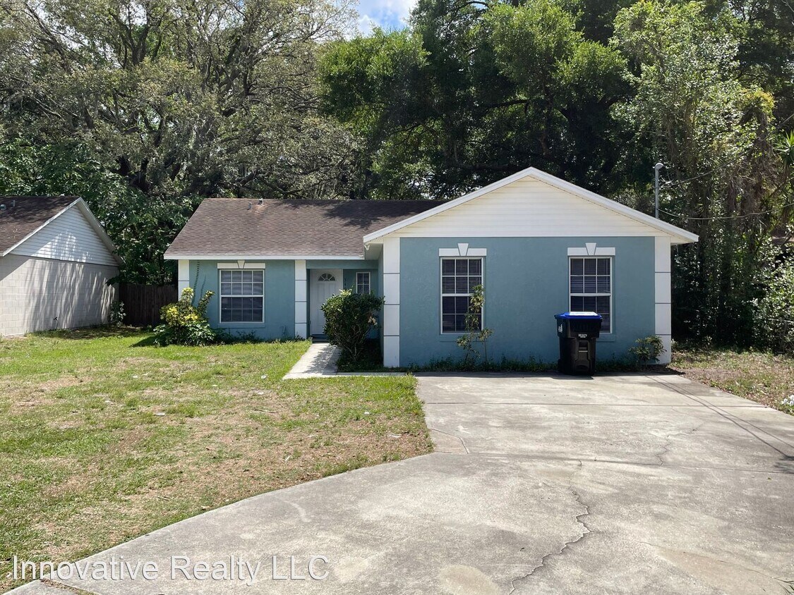 Primary Photo - 3 br, 2.5 bath House - 5401 Rose Ave.