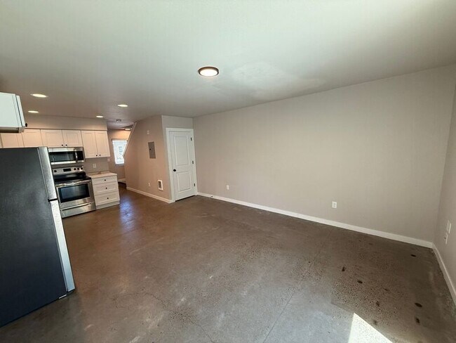 Foto del edificio - 2915 Waverly Dr SE