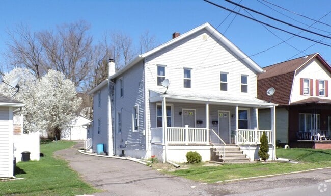 Building Photo - 64 E State St