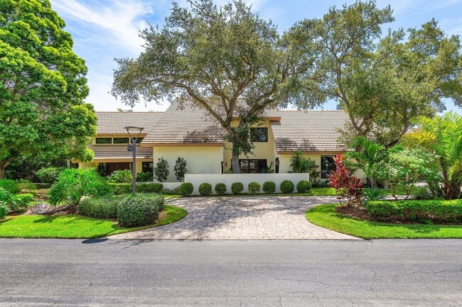 Foto del edificio - 4140 Sanctuary Ln