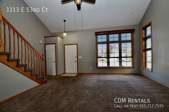 Building Photo - Executive Home In Brook Run!