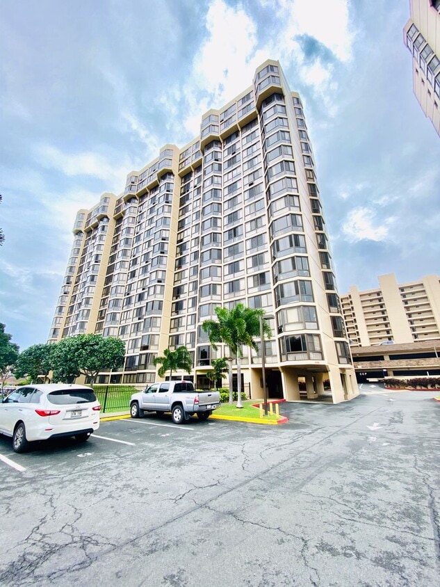 Primary Photo - For Rent - 5090 Likini St. #1506